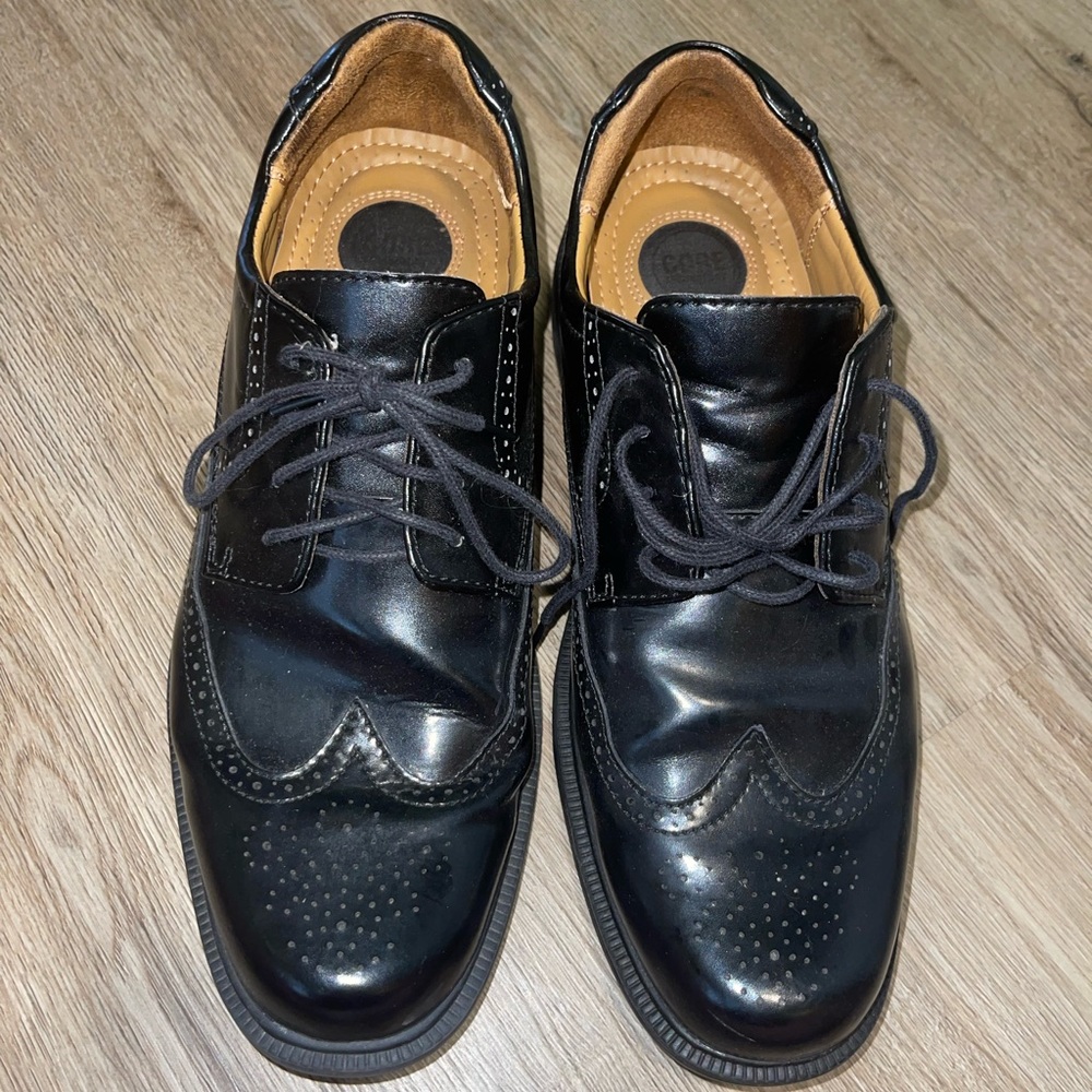 Men’s leather loafer dress shoes size 11
